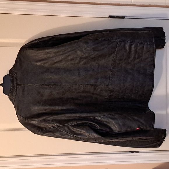 Levi Strauss Mens Jacket, Distressed Moto Style, Black (Faux Leather) L/XL - Picture 2 of 15